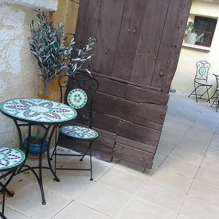 Appartement Aux Armoiries De Sarlat Номер фото